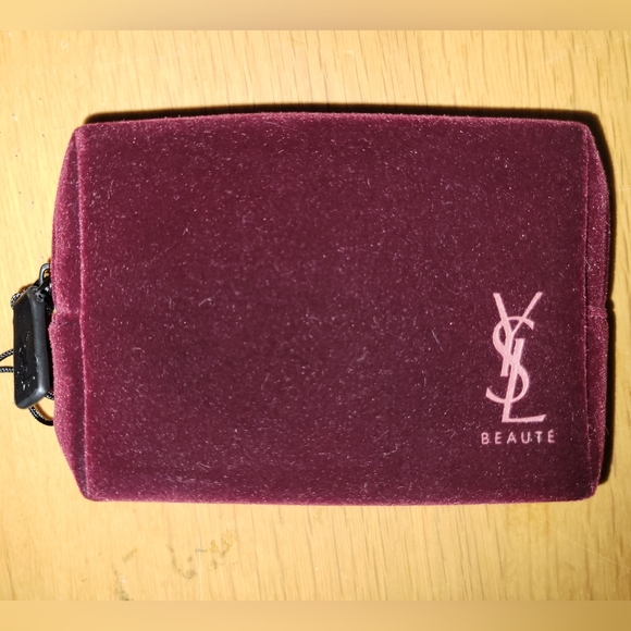 YSL Beaute Mini Cosmetics Case in Velvety Maroon - Picture 10 of 10
